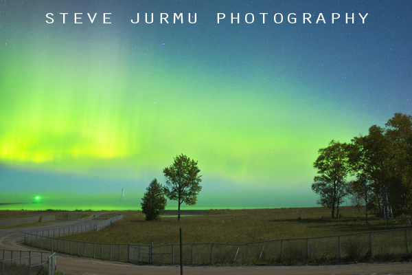 Northern Lights Lake Superior at Houghton Breakers